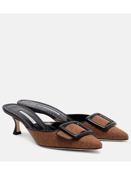 Papuci tip mules Manolo Blahnik maro