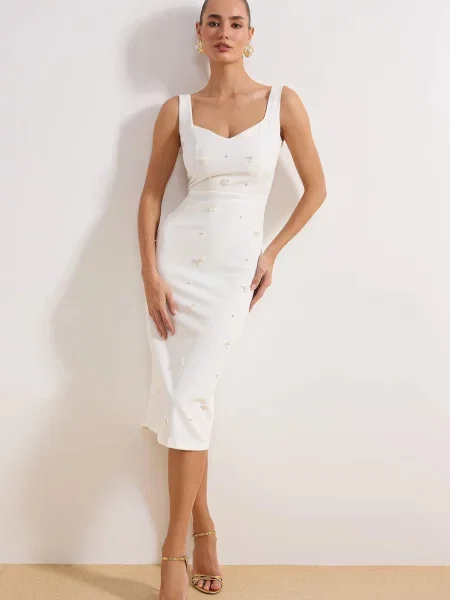 Trendyol Rochie / perlat alb