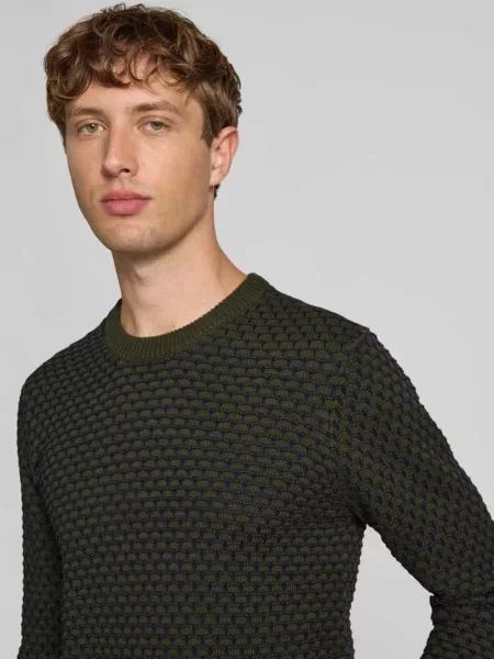 Sweter z dzianiny z okrągłym dekoltem model ‘DONG’ Blend