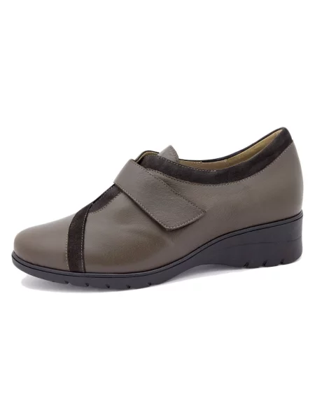 Pantofi Piesanto maro