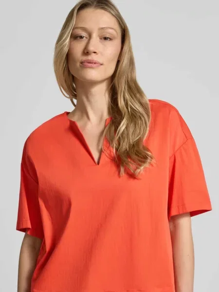 T-shirt o kroju relaxed fit z dekoltem z lamówką Milano Italy czerwona