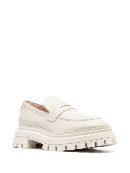 Loafersy Stuart Weitzman skórzane