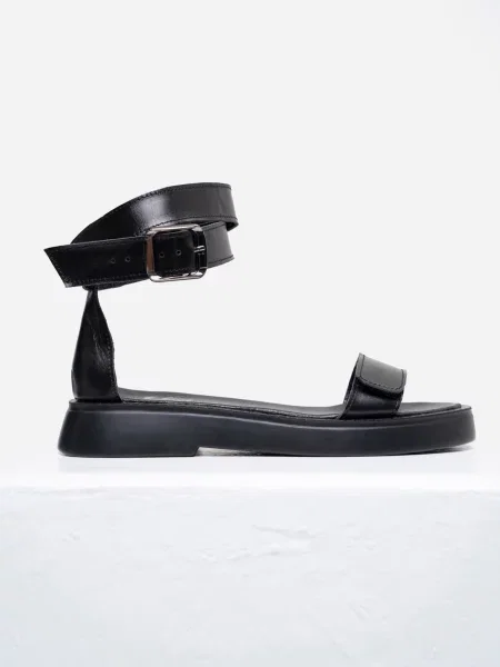 ISSA Plus Босоніжки Шкіра чорний