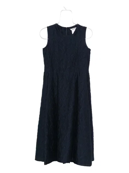 Sukienka midi S Max Mara bez rękawów w kwiatki do kolan niebieska