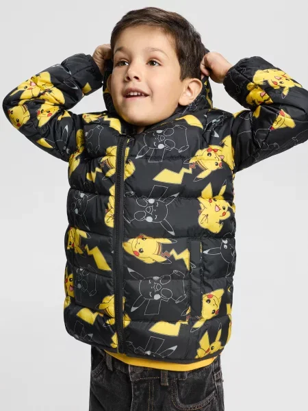 Sinsay Prošívaná puffer bunda s kapucí Pokémon černá