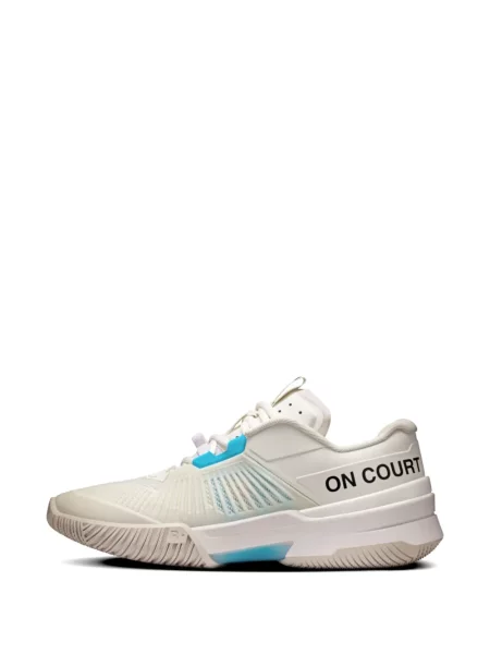 Sneakerși On