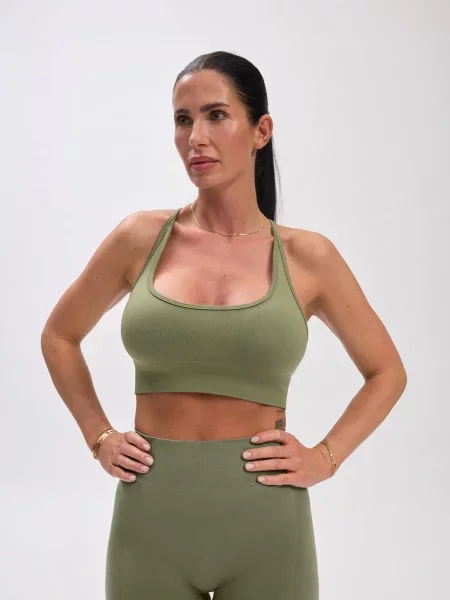 V!BE STUD!OS Sport top Dena oliv
