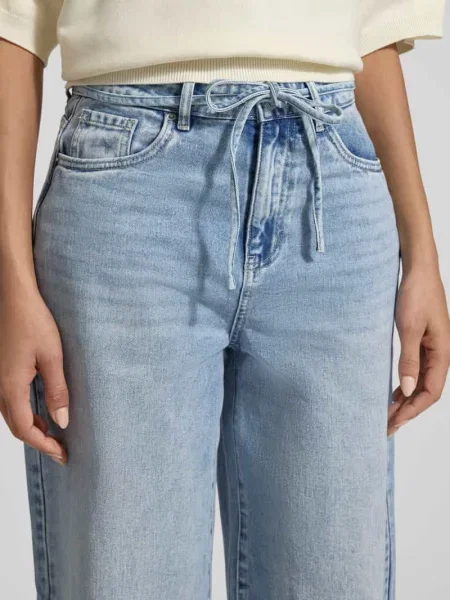 Jeans o kroju loose fit z mieszanki bawełnianej model WIEN' Vero Moda niebieskie