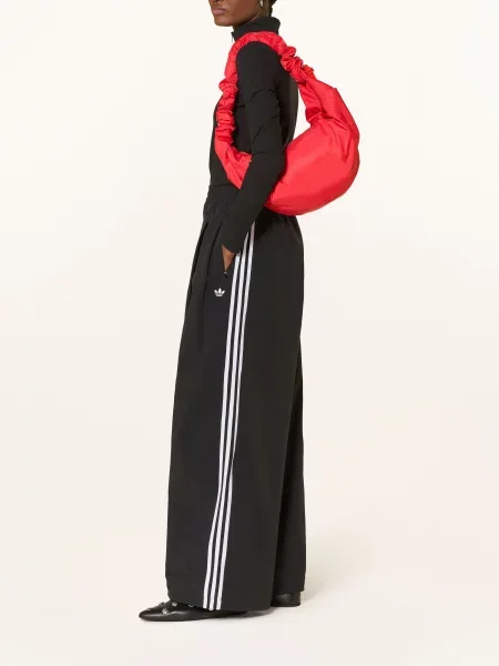 Adidas Originals Kalhoty S Plisováním černá