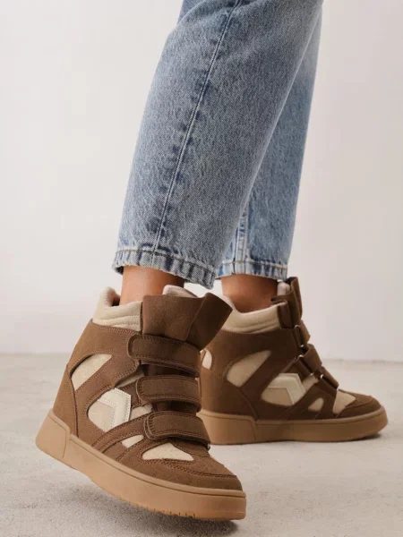 Sneakerși Other cu platformă maro