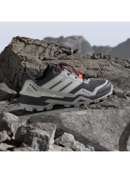 Adidas Trekingová obuv Terrex Skychaser GORE-TEX černá