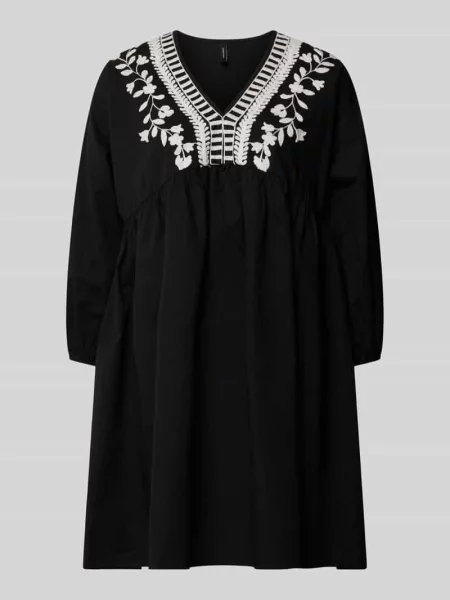 Sukienka tunikowa z haftem i dekoltem w serek model ‘VACATION’ Vero Moda czarna
