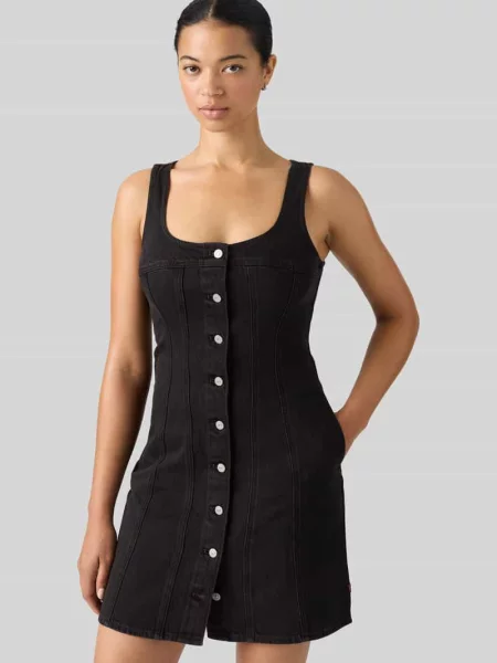 Sukienka mini casualowa z czystej bawełny z listwą guzikową Levi's czarna