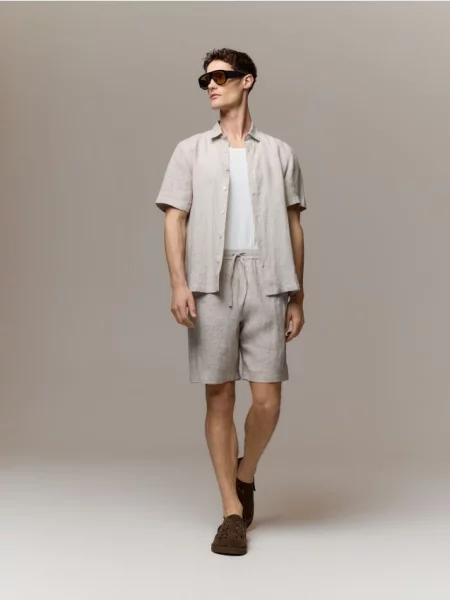 Reserved Cămașă din in croială slim bej