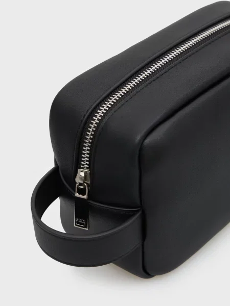 Косметичка Calvin Klein черная