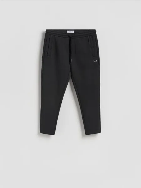 Reserved Pantaloni sport slim negru