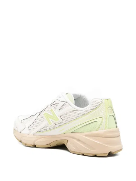 Sneakerși New Balance cu autograf galben