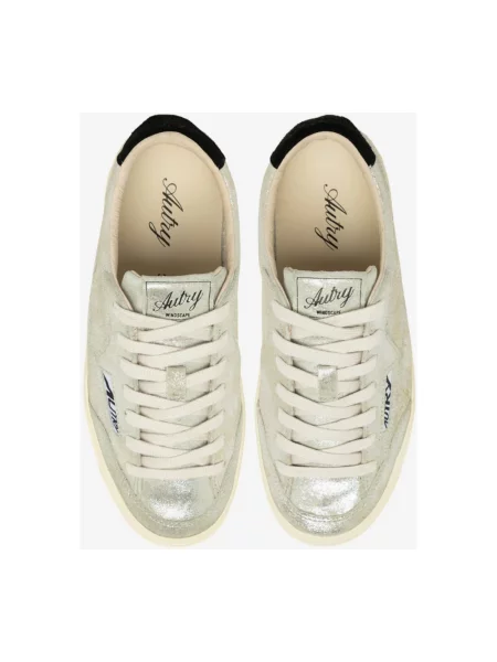 Sneakersy Autry zamszowe białe