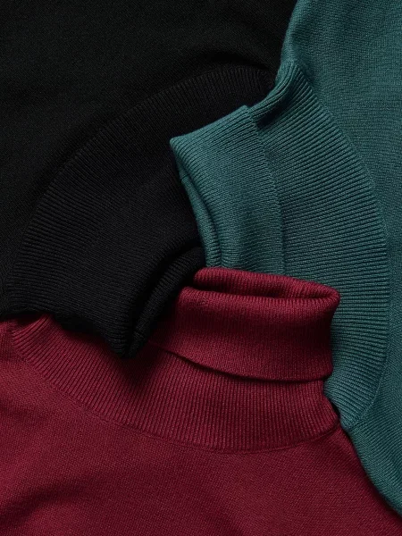 Reserved Гольф з віскозою синьо-зелений зелена