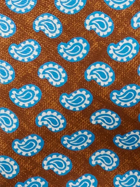 Cravată Kiton cu imagine cu model paisley maro