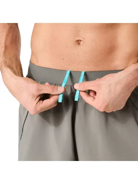 Scurt pantaloni Asics gri