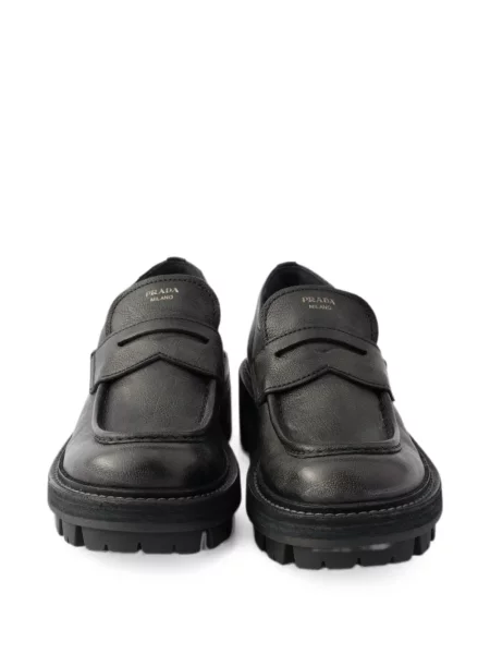 Pantofi loafer Prada din piele negru
