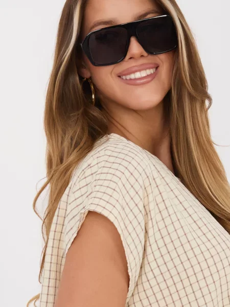 Bluză Italy Moda în carouri bej
