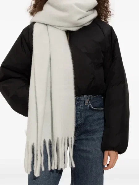 Шал Issey Miyake с ресни синьо