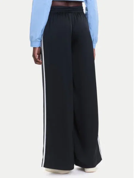 Adidas Teplákové nohavice adicolor Satin Wide Leg čierna