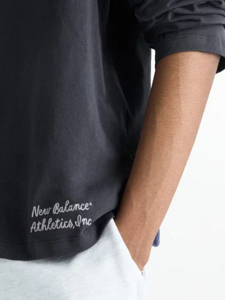 Лонгслів New Balance синій