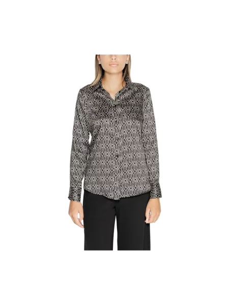 Jedwabna wielobarwność koszula Rinascimento w geometryczne wzory czarna