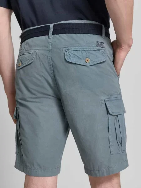 Bermudy o kroju regular fit z cargo Petrol niebieskie