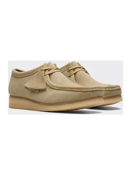 Półbuty Clarks zamszowe beżowe