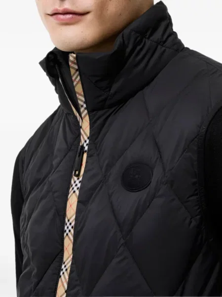 Matlasat vestă Burberry negru