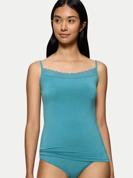 Top Triumph z modalu