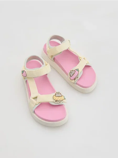 Босоножки Reserved