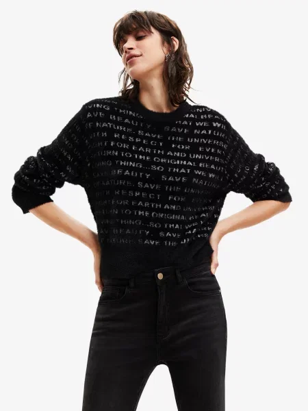 Пуловер Desigual черно