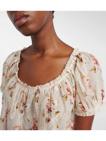 Top Dôen cu model floral