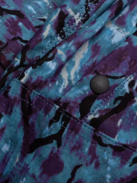 Pantaloni scurți cargo South2 West8 cu imagine cu model camuflaj albastru
