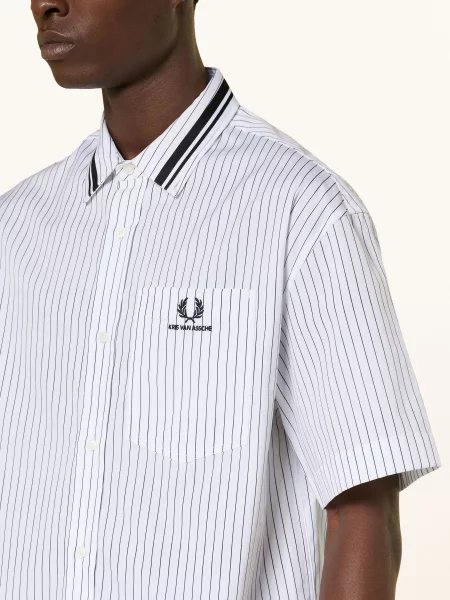 Fred Perry Košile S Krátkým Rukávem Comfort Fit / černá bílá