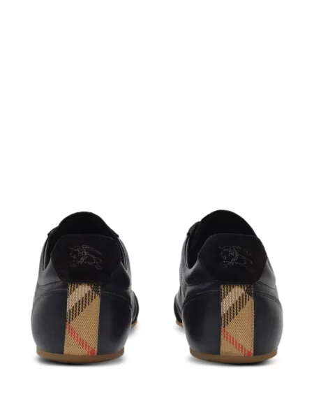 Sneakerși Burberry din piele negru