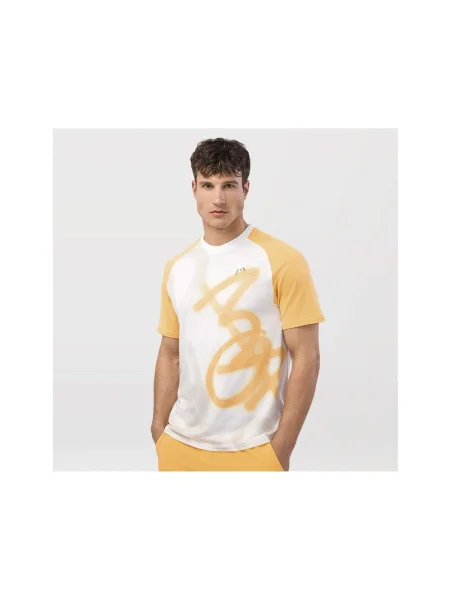 Tricou Head