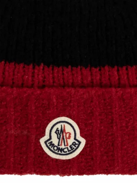 Căciulă Moncler cu dungi cu autograf roșu