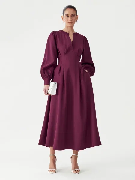 Willa Rochie Circie mov închis