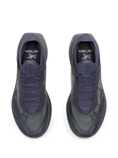 Sneakerși Arc'teryx gri
