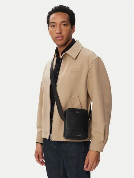 Τσάντα Tommy Hilfiger μαύρο