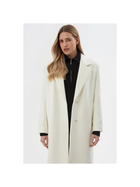 Классическое пальто Estro белое