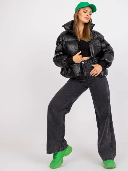Geacă cu puf Fashionhunters cu glugă negru