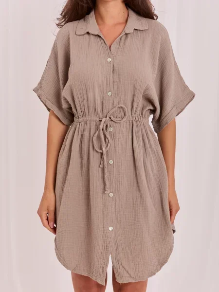 Rochie mini Italy Moda cu mâneci scurte din muselină bej