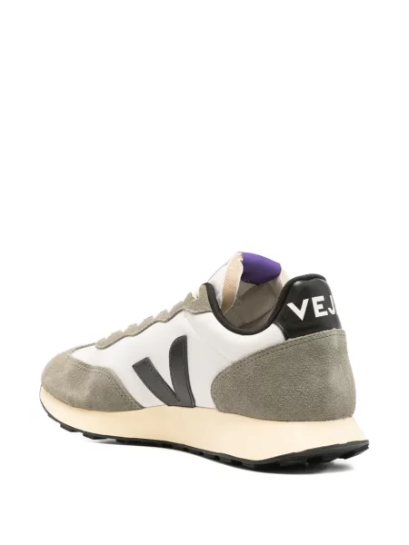 Sneakerși Veja